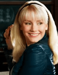 Heeeyyyy... Eat your heart out, Emma Stone.